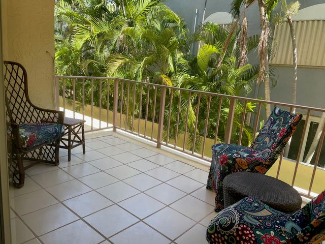4629 Poinciana St Apt 211, Lauderdale By The Sea, FL 33308