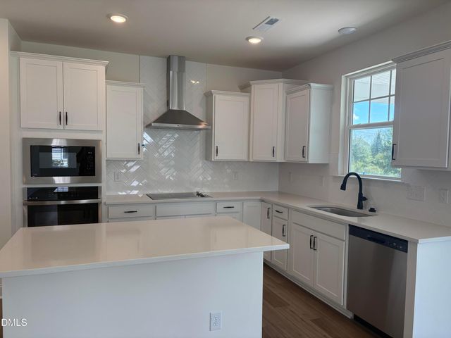 43 Hay Field Drive, Lillington, NC 27546