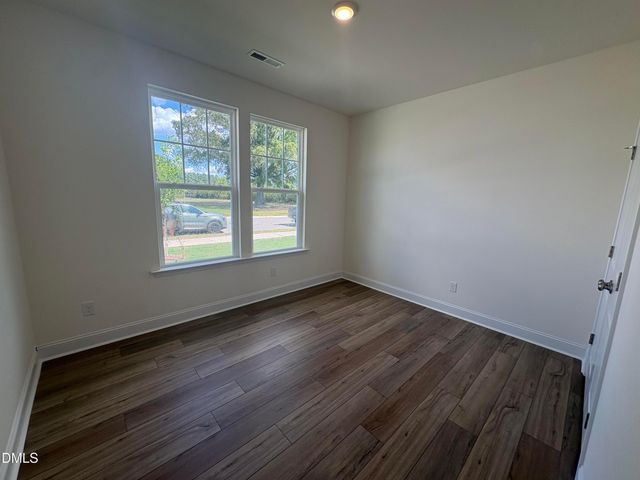 43 Hay Field Drive, Lillington, NC 27546