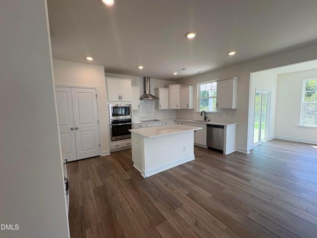 43 Hay Field Drive, Lillington, NC 27546