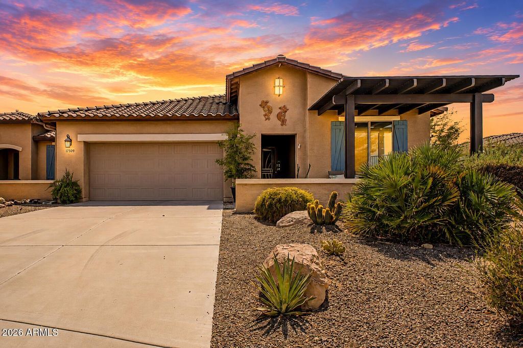 17509 W FAIRVIEW Street, Goodyear, AZ 85338 — photo 2