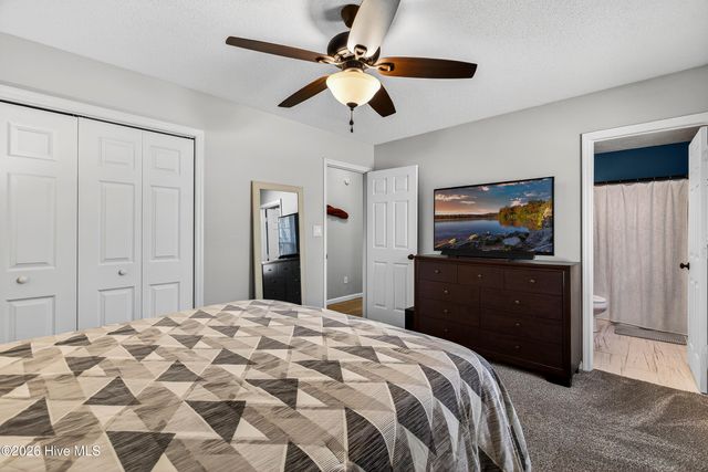 127 Glenwood Drive, Hubert, NC 28539