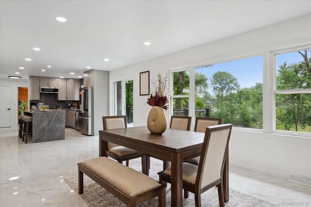 47103 Timberlane Street, Northville, MI 48167