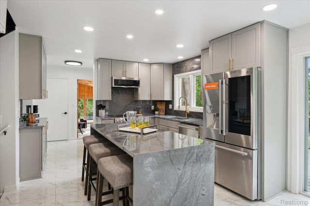 47103 Timberlane Street, Northville, MI 48167