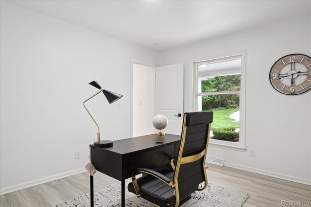 47103 Timberlane Street, Northville, MI 48167