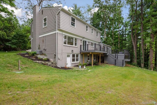 47103 Timberlane Street, Northville, MI 48167