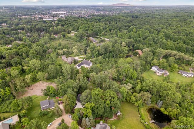 47103 Timberlane Street, Northville, MI 48167