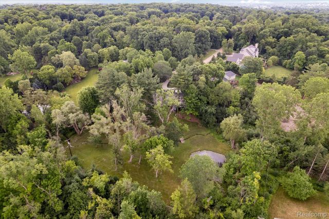 47103 Timberlane Street, Northville, MI 48167