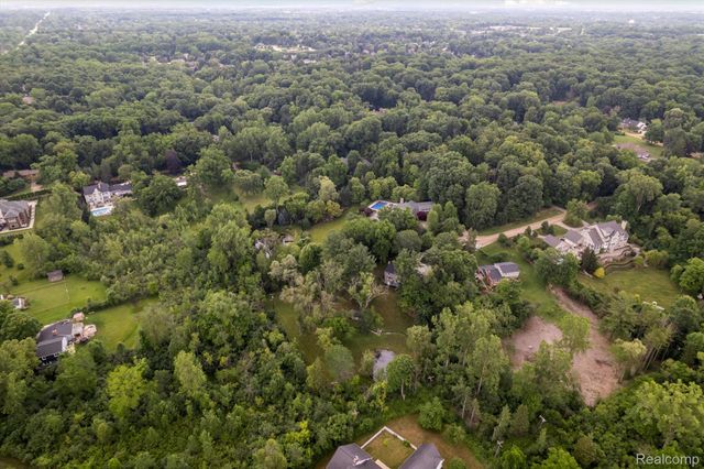 47103 Timberlane Street, Northville, MI 48167