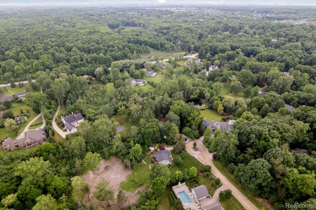 47103 Timberlane Street, Northville, MI 48167