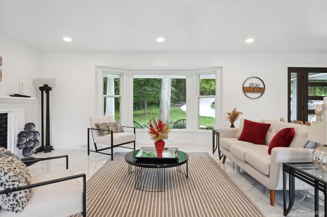 47103 Timberlane Street, Northville, MI 48167