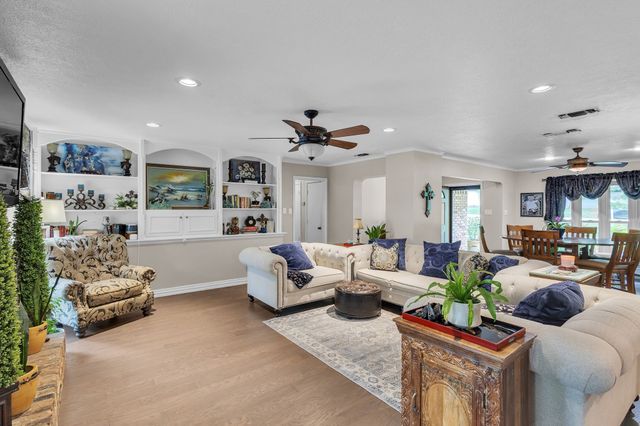 2313 Vega Street, Grand Prairie, TX 75050