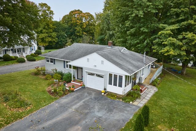10 Alden St, Easthampton, MA 01027