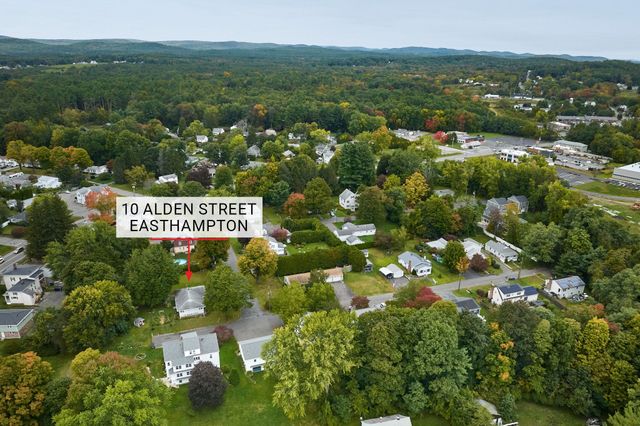 10 Alden St, Easthampton, MA 01027