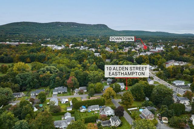 10 Alden St, Easthampton, MA 01027