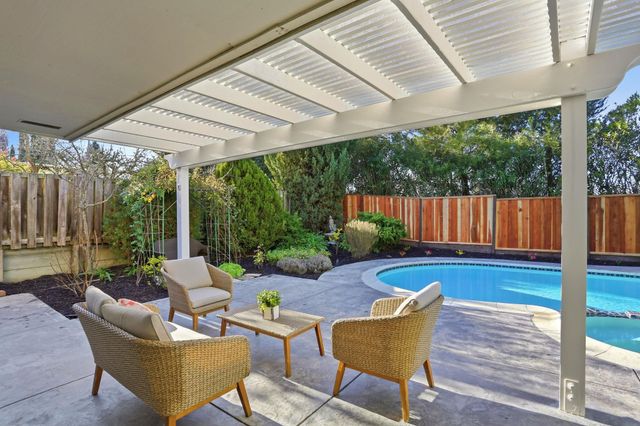 1020 Quartermaster Canyon Rd, San Ramon, CA 94582