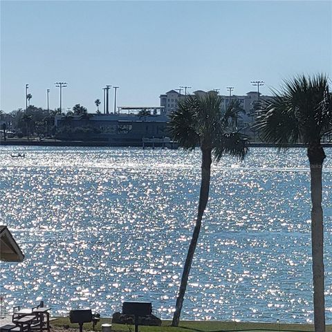 4550 COVE CIRCLE 303, St Petersburg, FL 33708