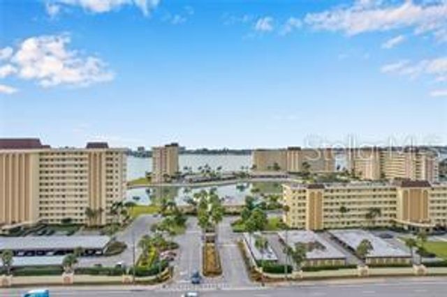 4550 COVE CIRCLE 303, St Petersburg, FL 33708