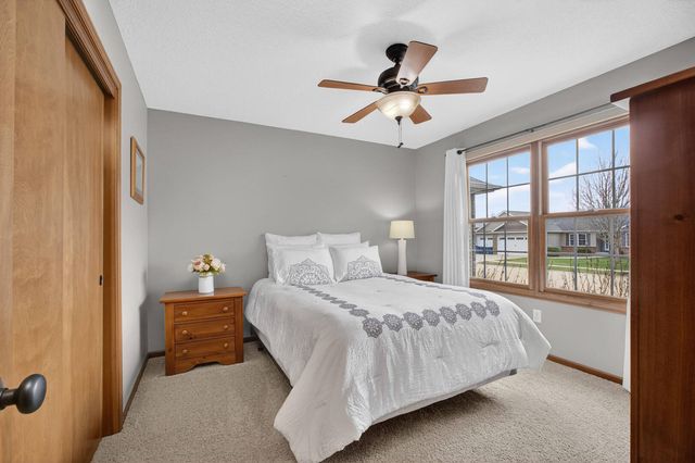 617 N 6th Street Circle, Princeton, IA 52768