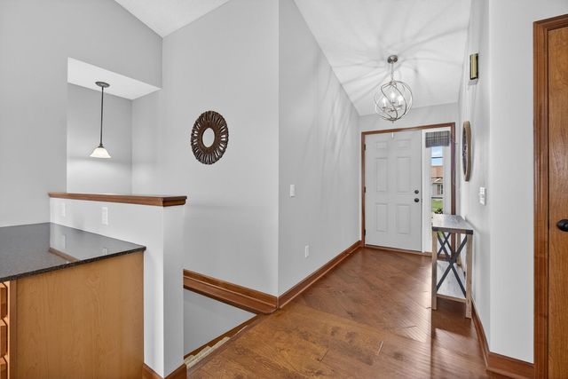 617 N 6th Street Circle, Princeton, IA 52768
