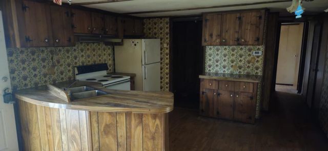 277 Hub Greer Road, Chesnee, SC 29323