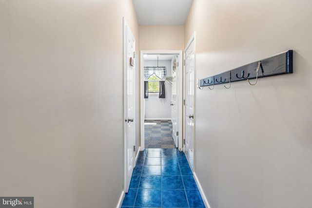 1375 DOWNING DR, Hatfield, PA 19440