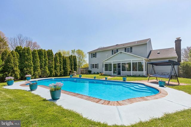 1375 DOWNING DR, Hatfield, PA 19440
