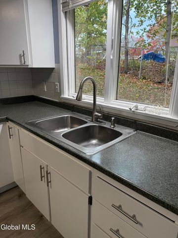 7 A Elgin Street, Colonie, NY 12205