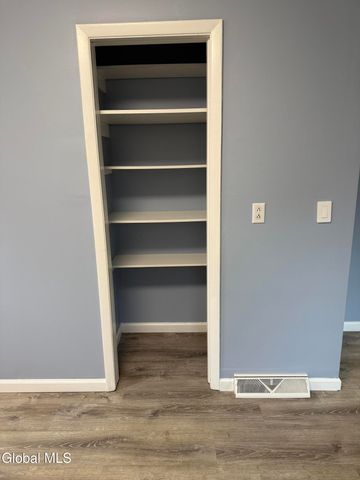 7 A Elgin Street, Colonie, NY 12205