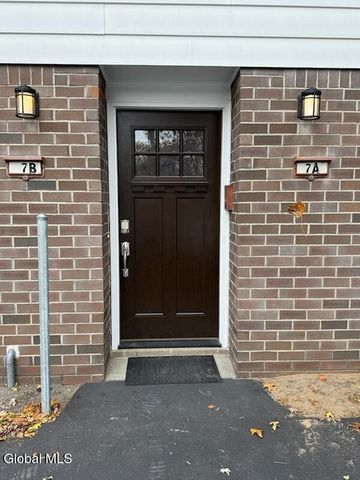 7 A Elgin Street, Colonie, NY 12205