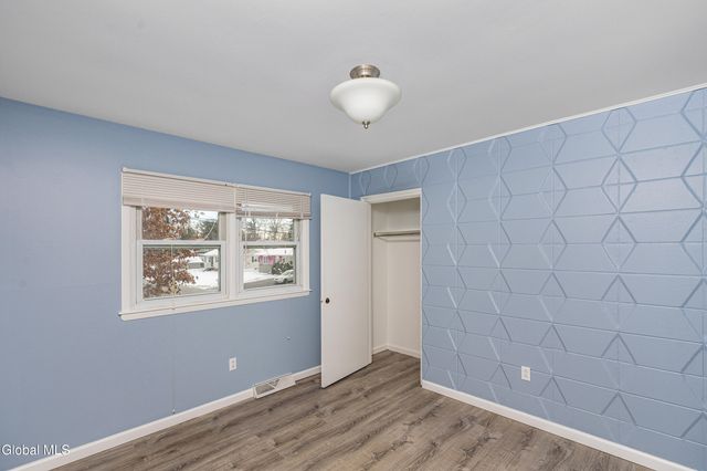 7 A Elgin Street, Colonie, NY 12205