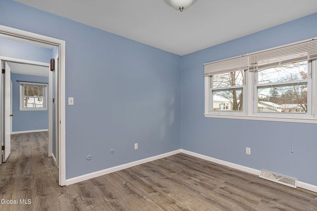 7 A Elgin Street, Colonie, NY 12205