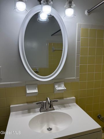 7 A Elgin Street, Colonie, NY 12205