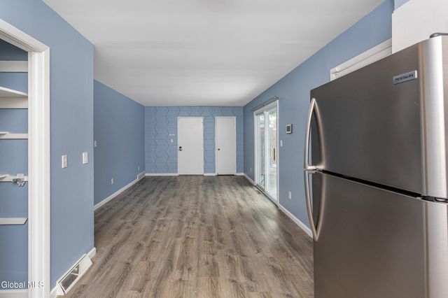 7 A Elgin Street, Colonie, NY 12205