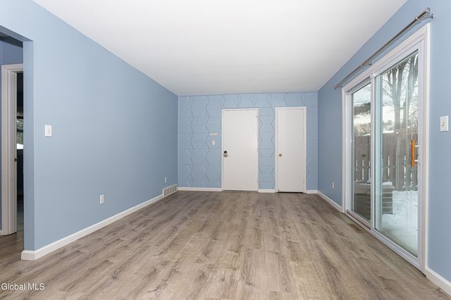 7 A Elgin Street, Colonie, NY 12205