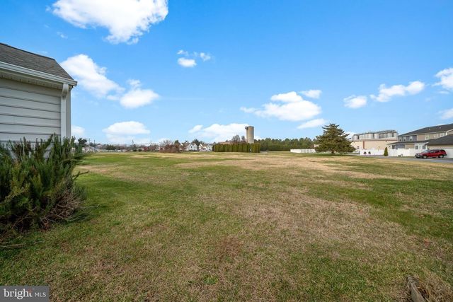 327 CARLTON DR, Milton, DE 19968