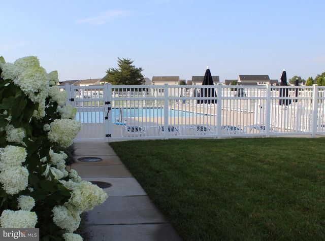 327 CARLTON DR, Milton, DE 19968