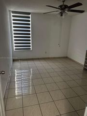 210 Fontainebleau Blvd 413, Miami, FL 33172