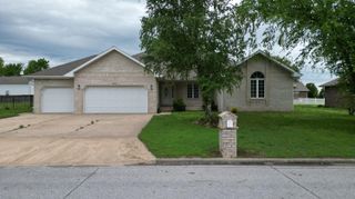 2361 West Heritage Street, Bolivar, MO 65613