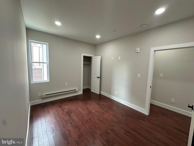1806 W ONTARIO ST, Philadelphia, PA 19140