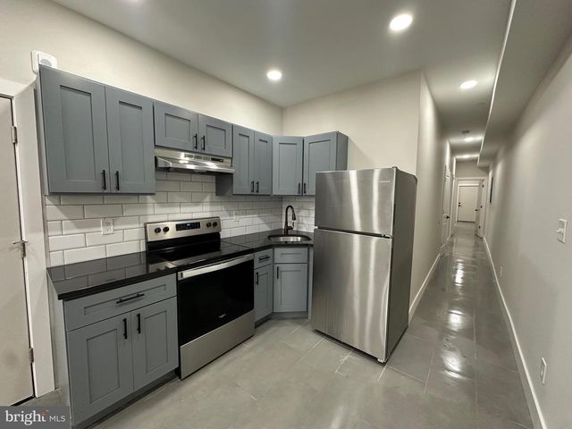 1806 W ONTARIO ST, Philadelphia, PA 19140