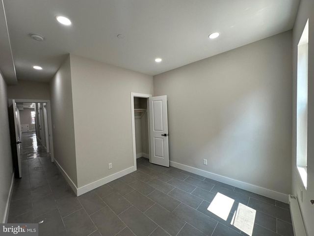 1806 W ONTARIO ST, Philadelphia, PA 19140