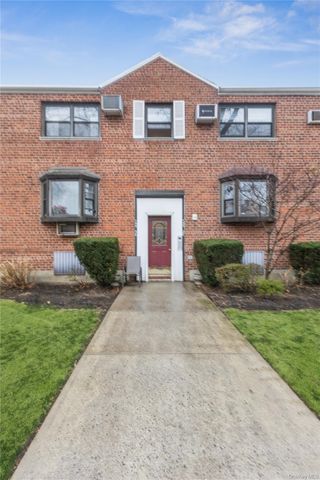 155-30 86th Street 30, Howard Beach, NY 11414