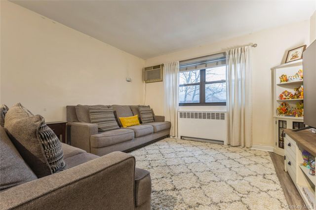 155-30 86th Street 30, Howard Beach, NY 11414