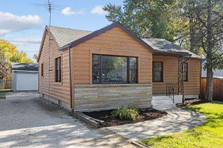 1222 Gates Street, Aurora, IL 60505