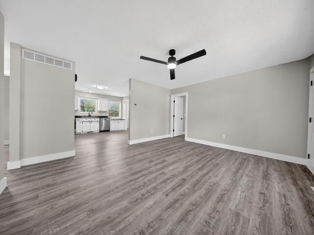 5 Golden Drive, Kimberling City, MO 65686