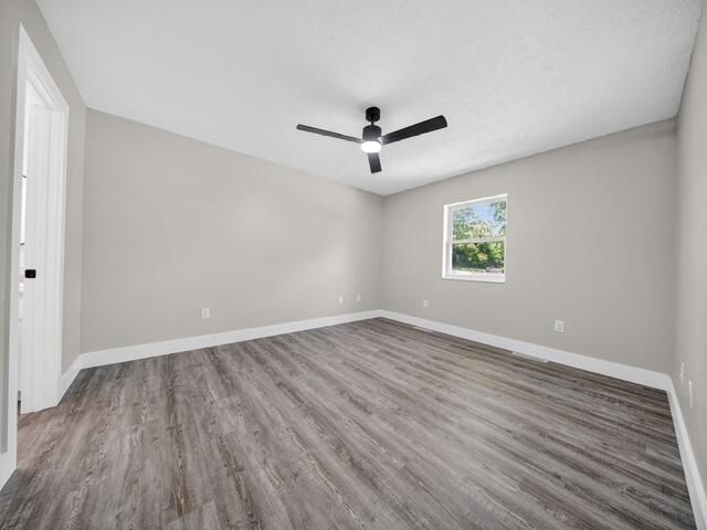 5 Golden Drive, Kimberling City, MO 65686
