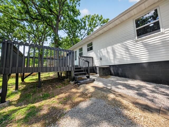 5 Golden Drive, Kimberling City, MO 65686