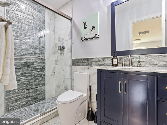 6 HEATH CT, Princeton, NJ 08540