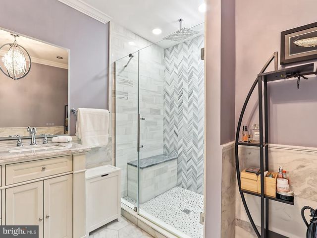 6 HEATH CT, Princeton, NJ 08540